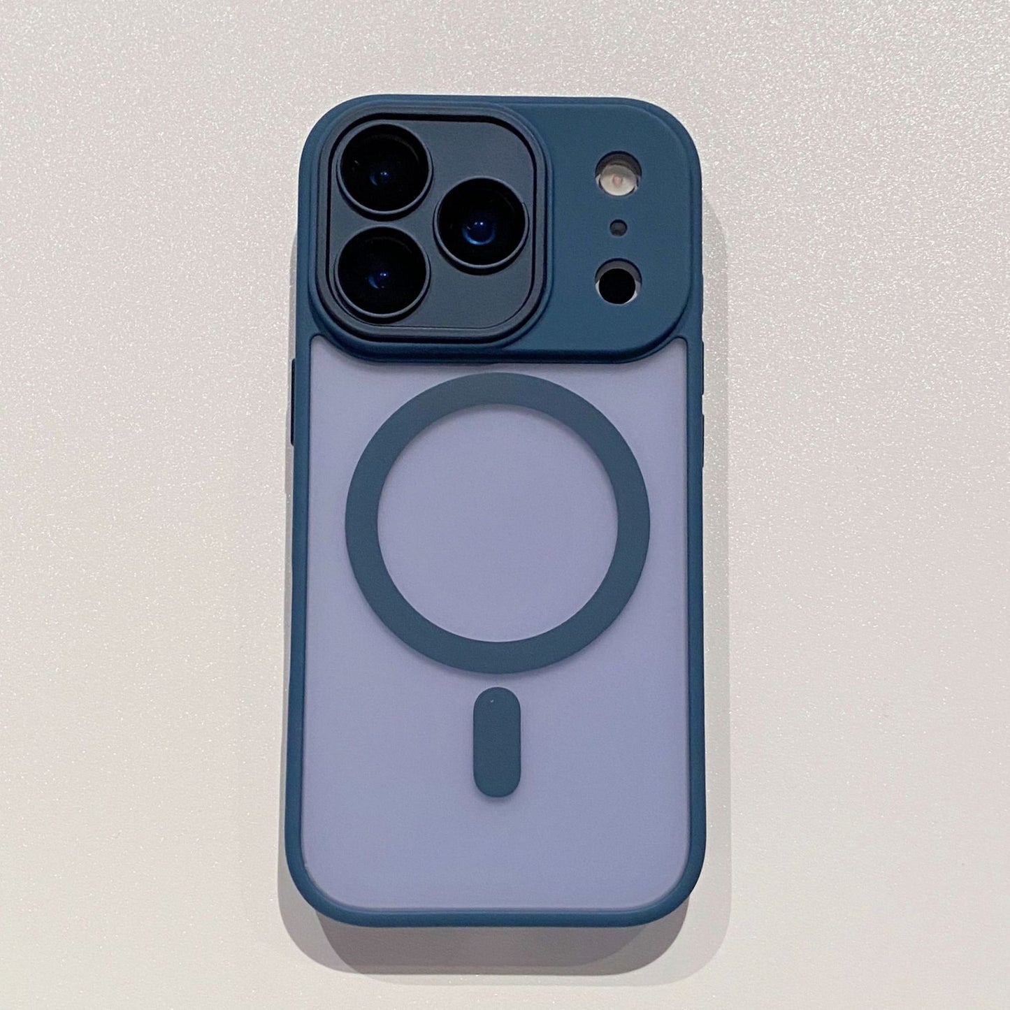 iPhone 15-17 Skin-Sensitive Drop-Resistant Magnetic Matte Cover